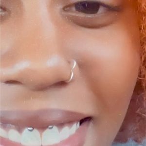 Meet your Posher, Ariel